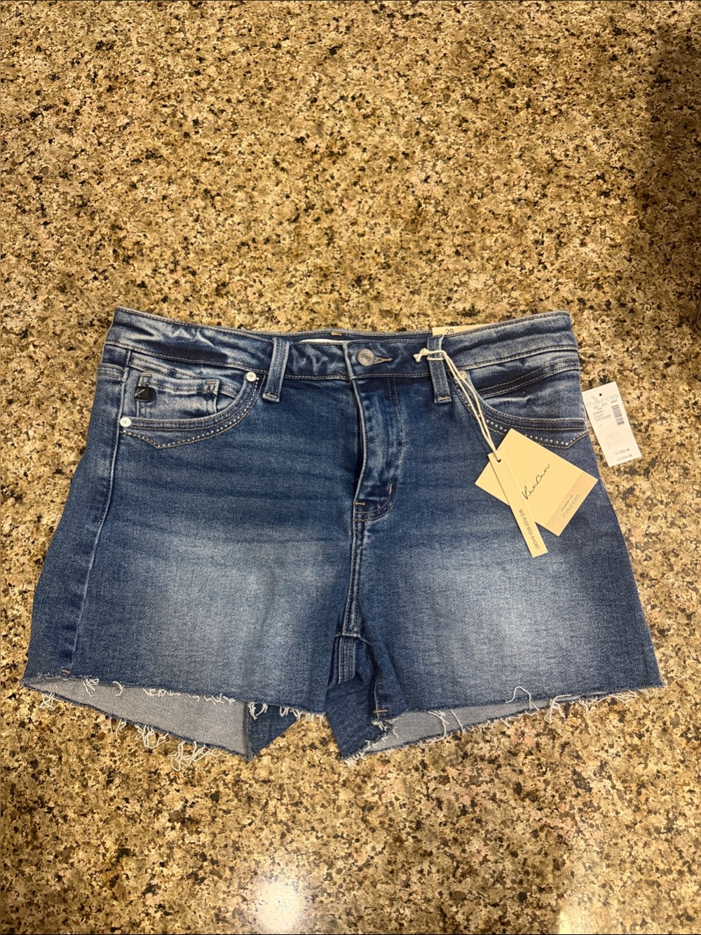 KanCan Medium Wash Frayed Hem Denim Shorts nwt
